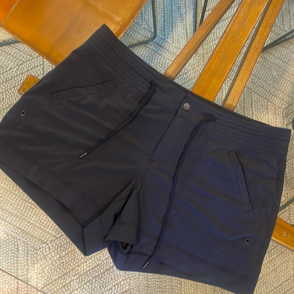 Athleta Shorts - 4”